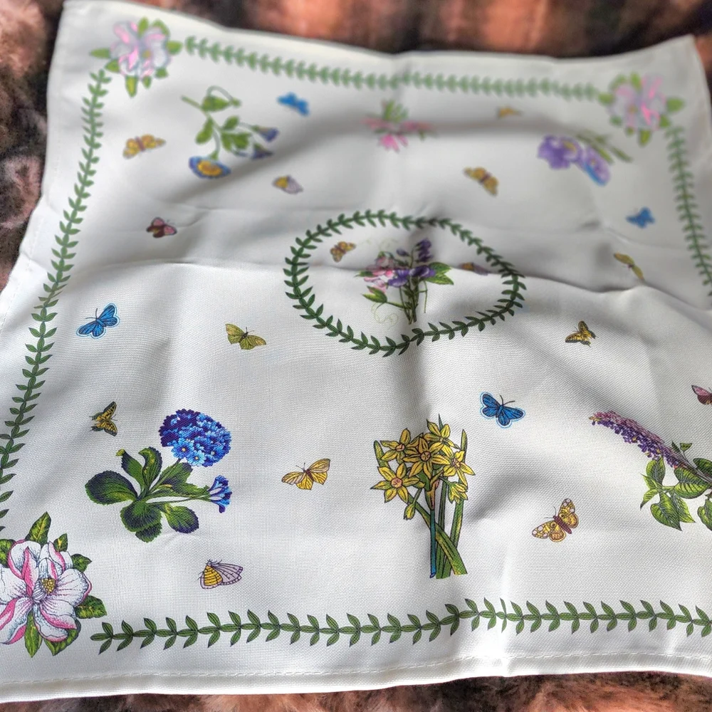 Portmeirion Botanical Garden placements and napkins.4 of each. Never used NWOT